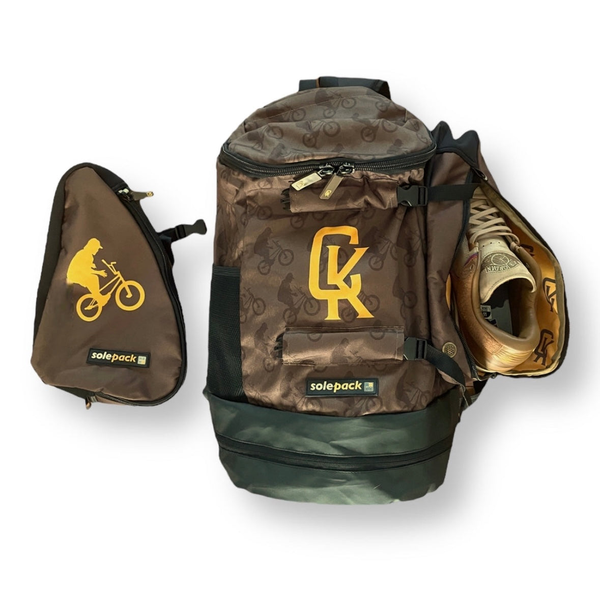 Chad Kerley x Solepack The OMEGA backapck SP 1 shoe carrier