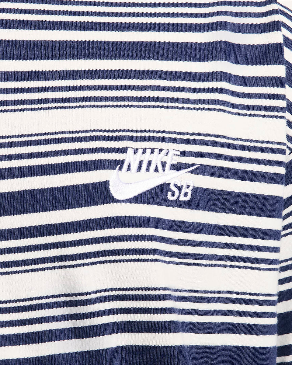 striped nike tee