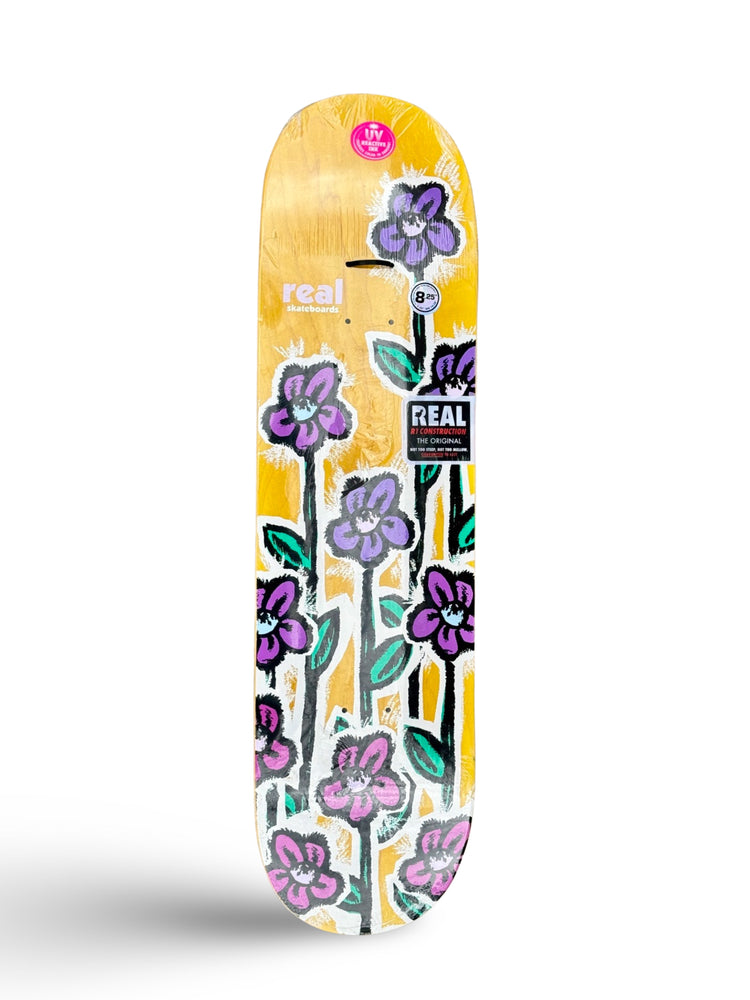 Real Skateboard - Flowers 8.25