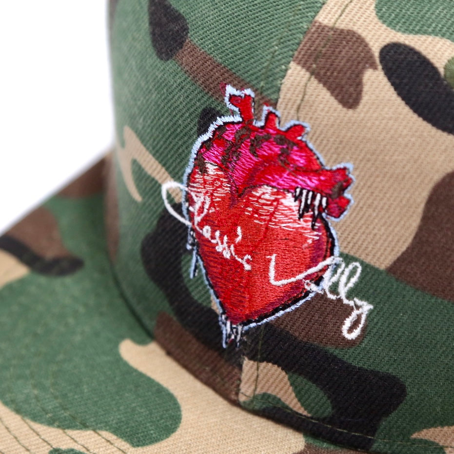 
                  
                    Classic Vally Heart Snapback - Camo
                  
                