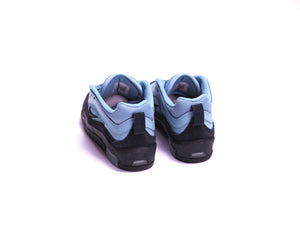 
                  
                    Nike SB Air Max Ishod - Denim HF7812-400
                  
                