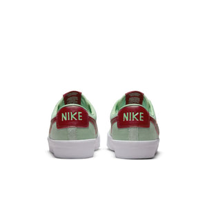 
                  
                    Zoom Blazer Low Pro GT ( Enamel Green )
                  
                