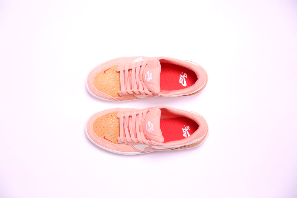 
                  
                    Nike SB Force 58 - Peach Apricot
                  
                