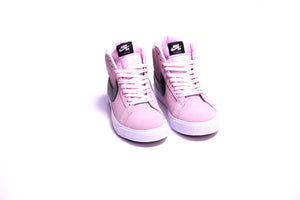 
                  
                    Nike SB Blazer Pink Foam - FD0731-601
                  
                