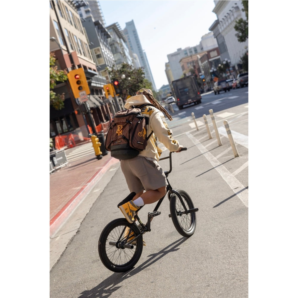 
                  
                    Chad Kerley x Solepack: The OMEGA backapck+ SP-1 shoe carrier
                  
                