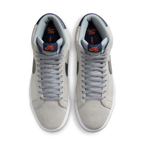 
                  
                    Nike SB Blazer - Wolf Grey / Midnight Navy FD0731-004
                  
                