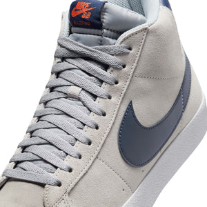 
                  
                    Nike SB Blazer - Wolf Grey / Midnight Navy FD0731-004
                  
                