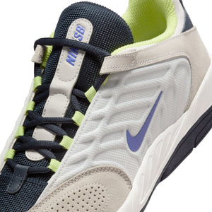 
                  
                    Nike SB Vertebrae Summit White
                  
                
