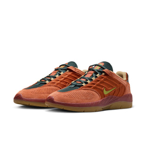 
                  
                    Nike SB Vertebrae TE
                  
                