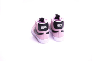 
                  
                    Nike SB Blazer Pink Foam - FD0731-601
                  
                
