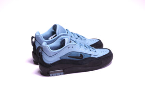
                  
                    Nike SB Air Max Ishod - Denim HF7812-400
                  
                