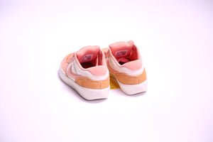 
                  
                    Nike SB Force 58 - Peach Apricot
                  
                
