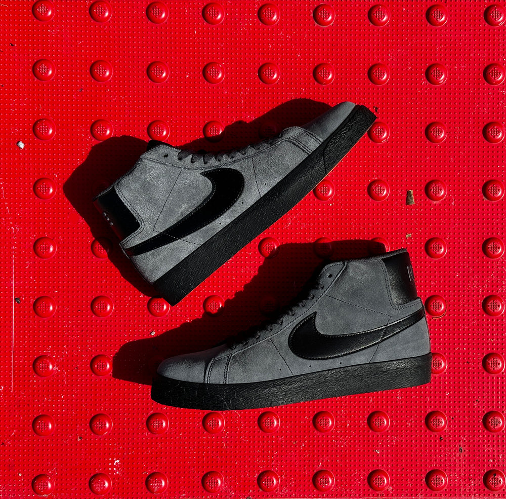 Nike SB Batman Blazer