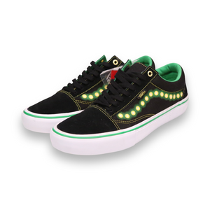 
                  
                    Vans x Shake Junt Old Skool Pro
                  
                